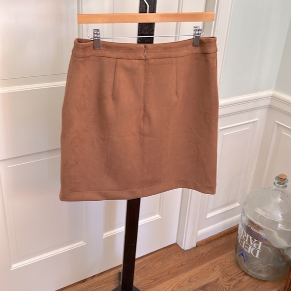 Chic Suedette Shift Mini Skirt NEW Size 6 British Tan Classic Shift Skirt - Picture 6 of 11
